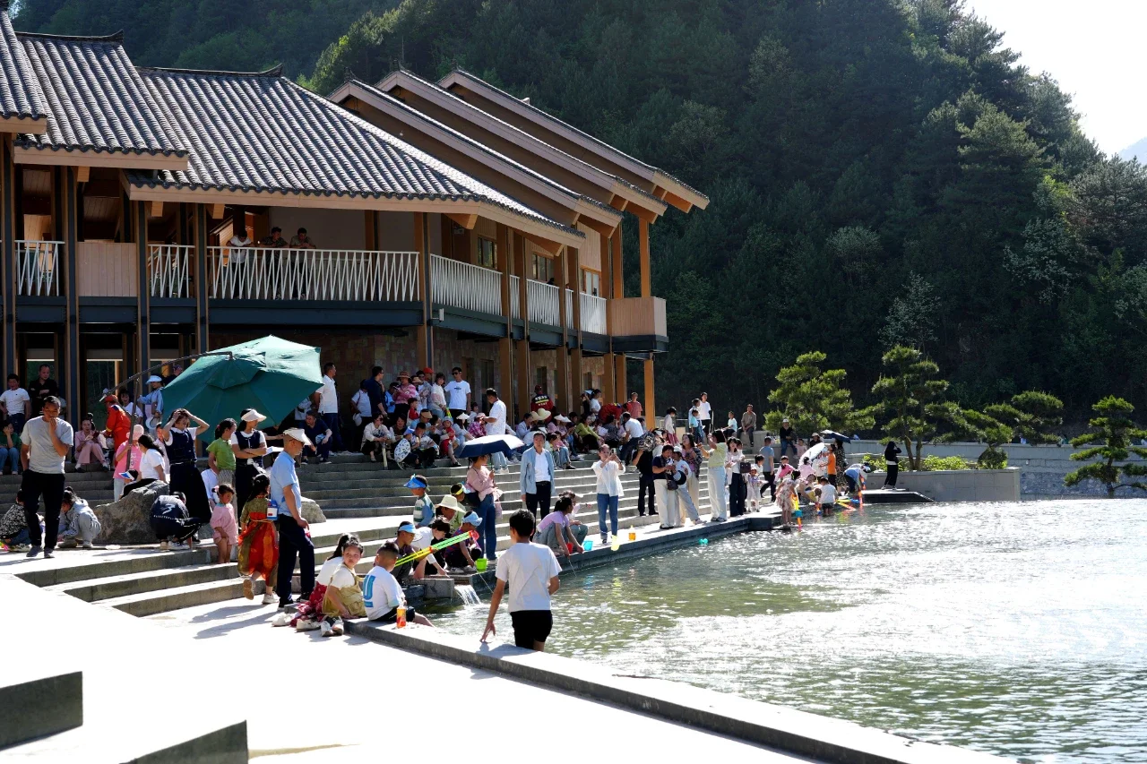 这个地方终于藏不住了