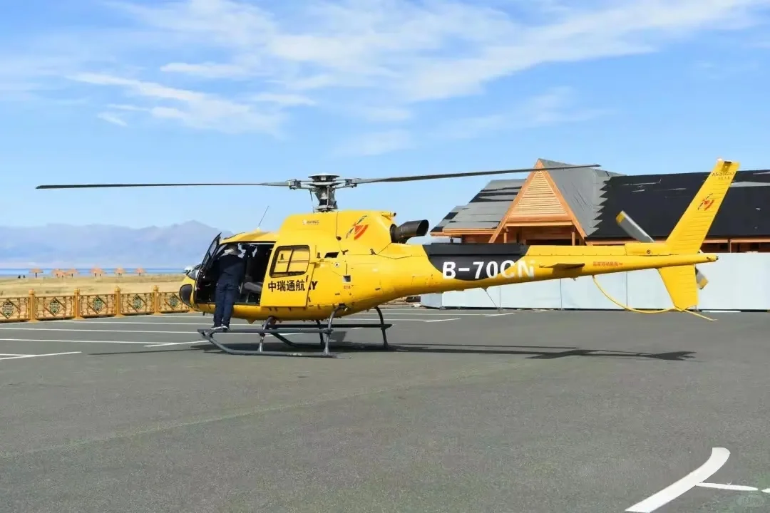 别被网红骗了！赛里木湖最值得拍的其实是这