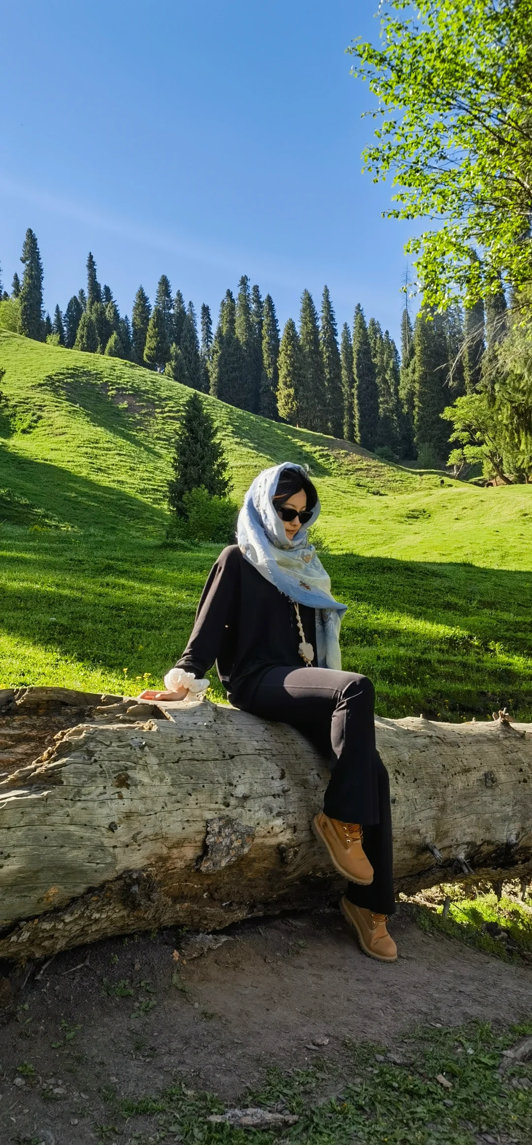 教你不露脸在库尔德宁留下美照！