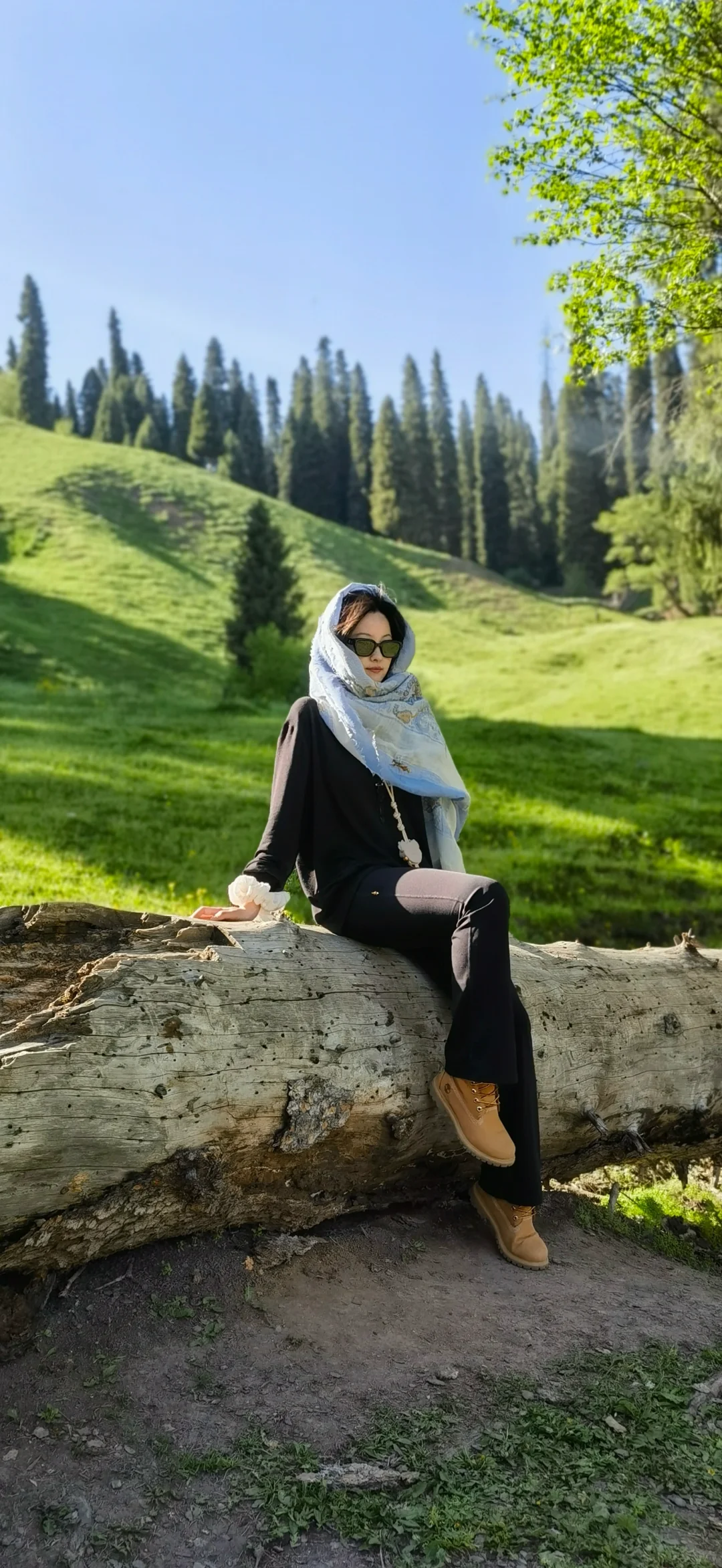 教你不露脸在库尔德宁留下美照！