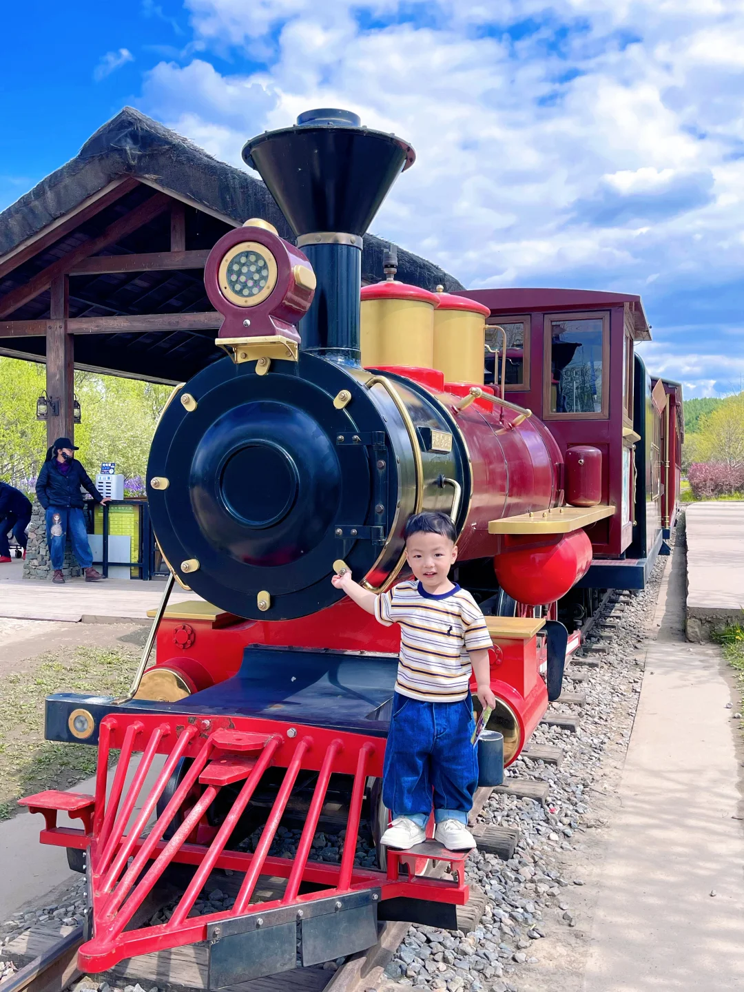 掉进了宫崎骏的画卷里🖼️