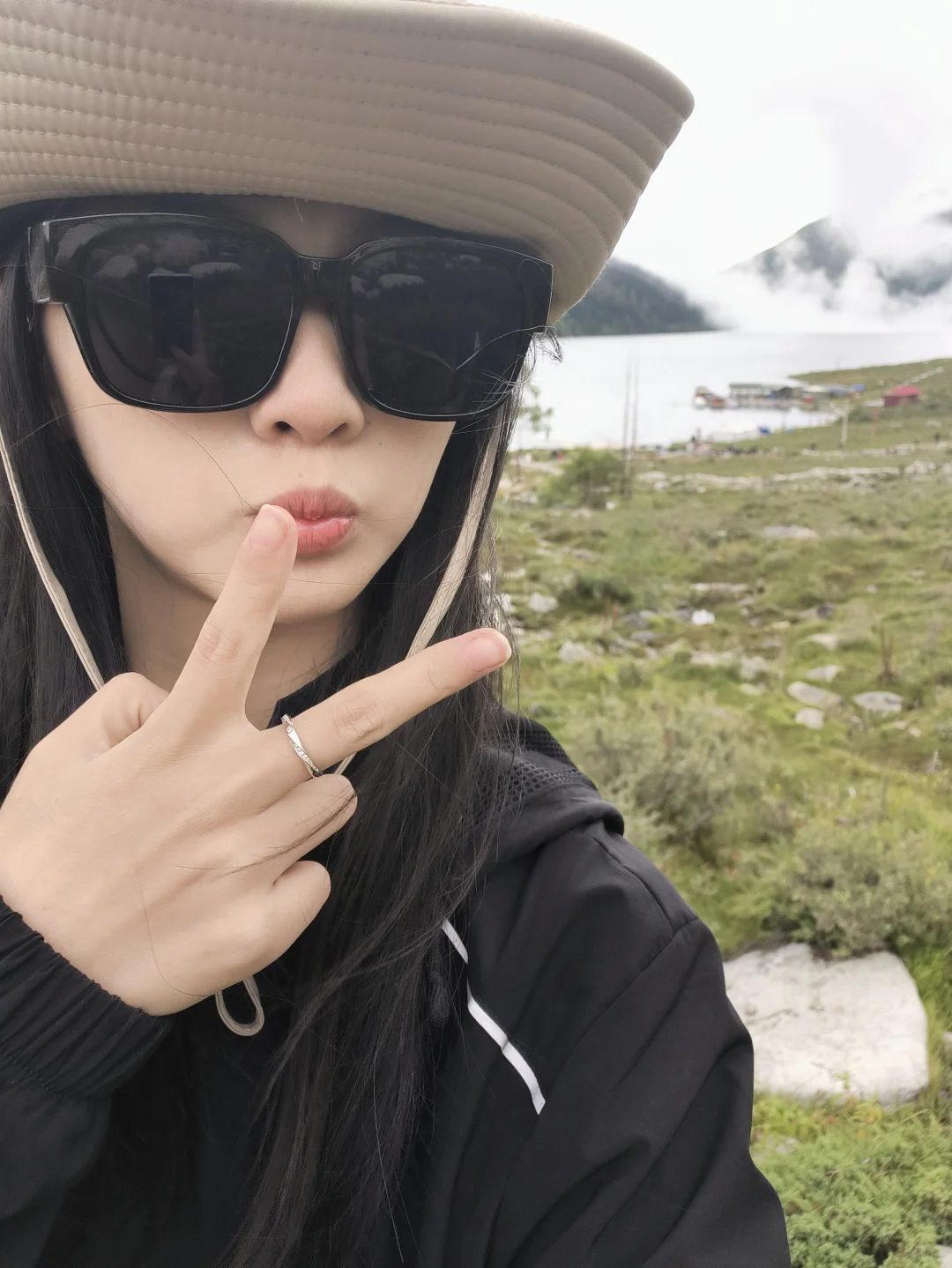 避雷！稻城又远风景又一般 狗都不去～