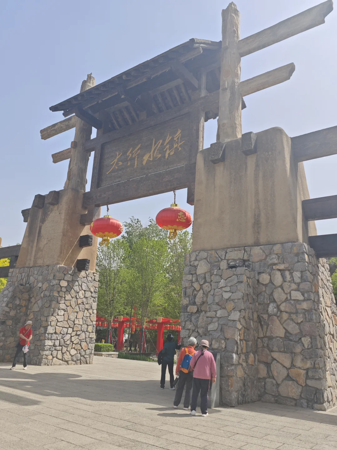 河北保定易水湖景区宰客