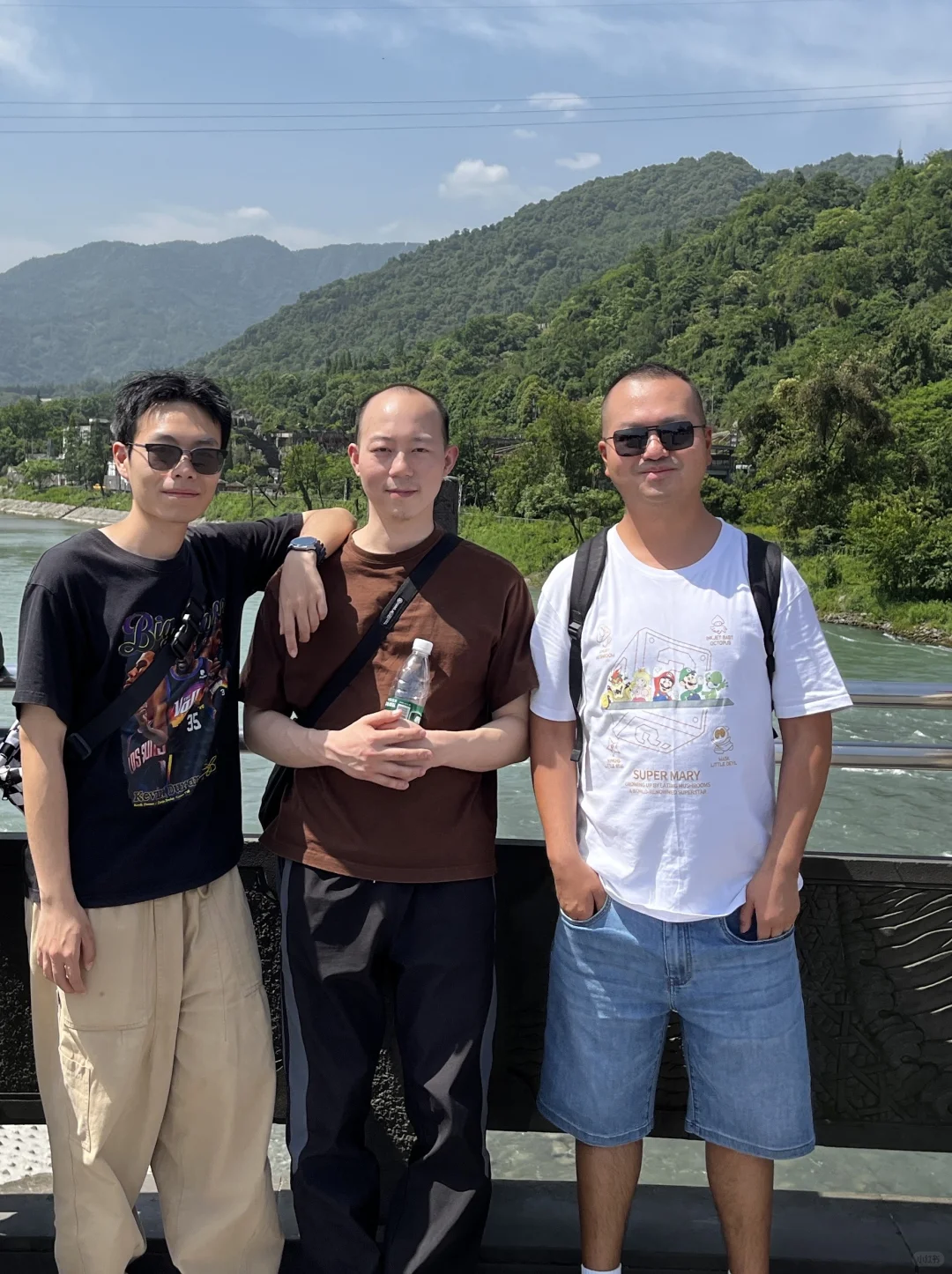 拜水都江堰，到此一游，打卡了。city walk