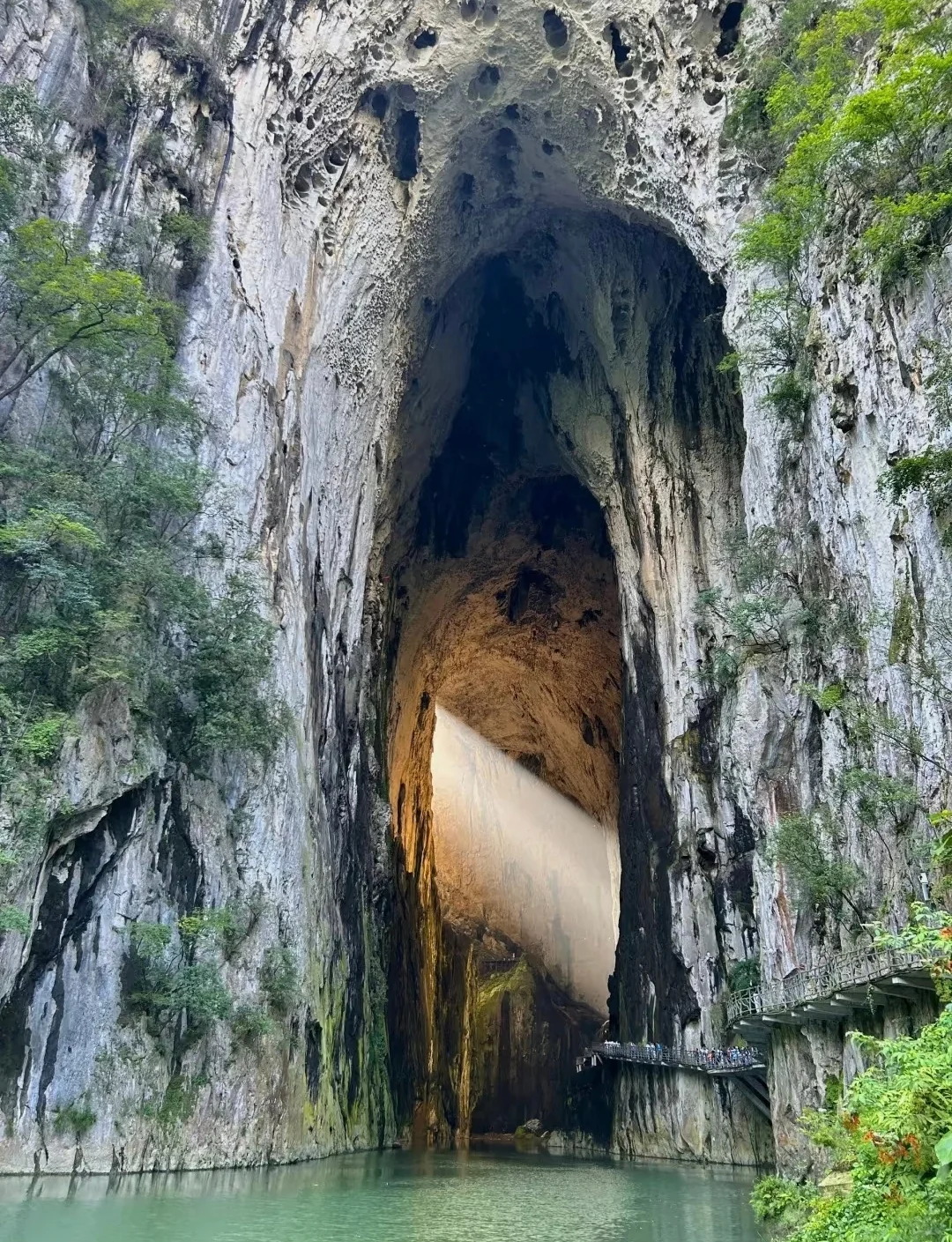 小众避暑圣地“安顺”终于被家人们发现了