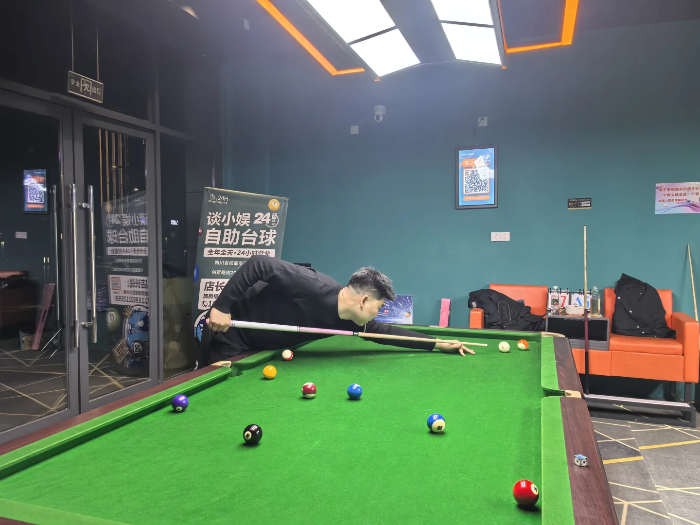 成都旅游用车可以看看