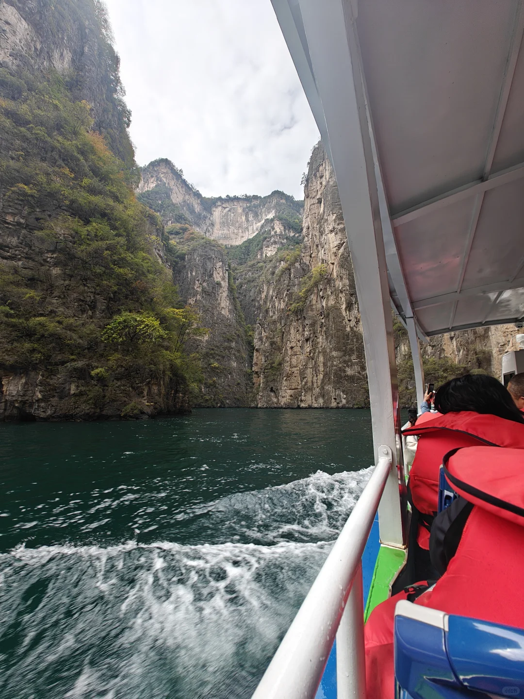 五一过后错峰游八泉峡，爽到飞起！