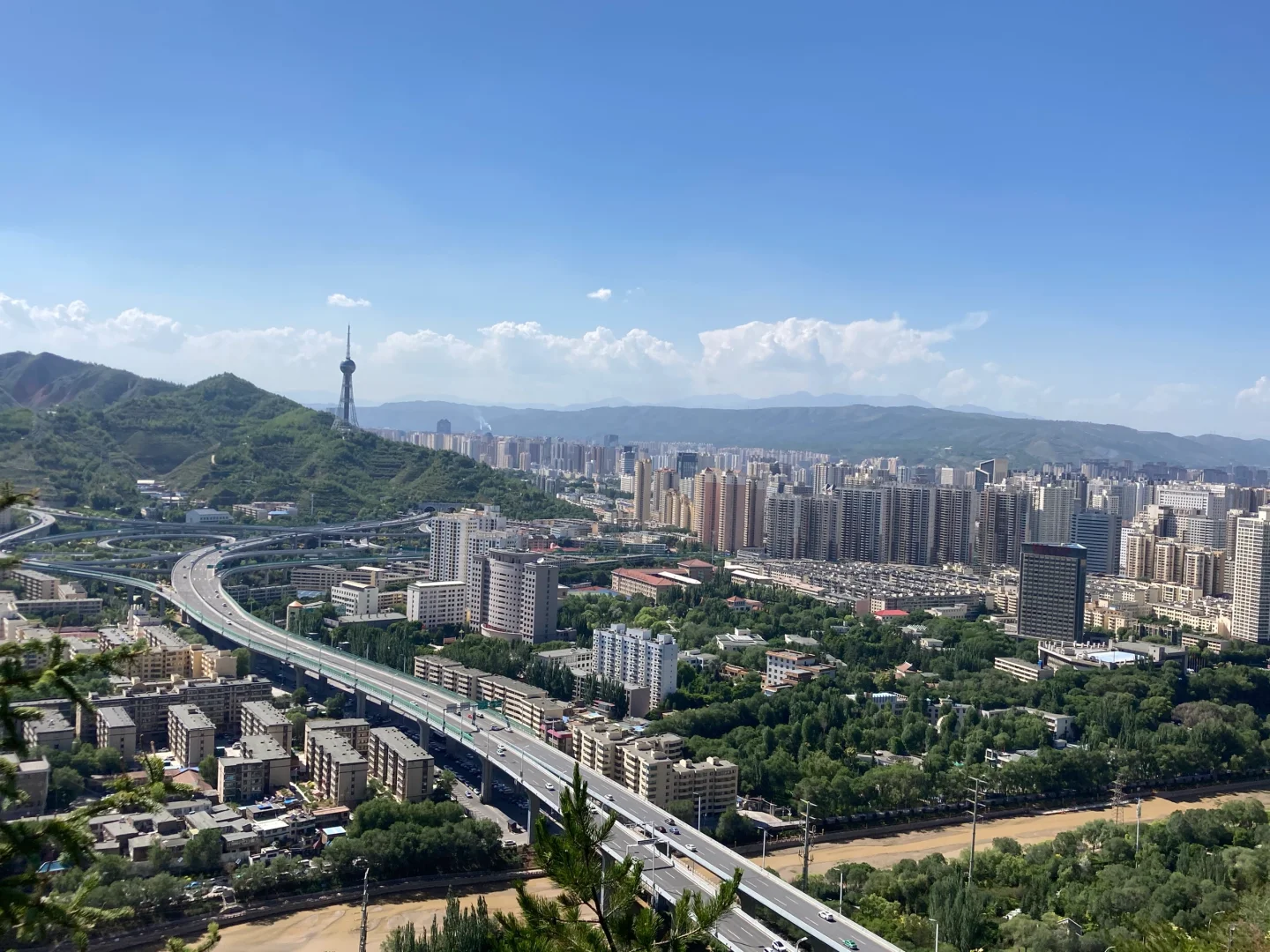 女大一人勇闯西北，穷游兰州+西宁