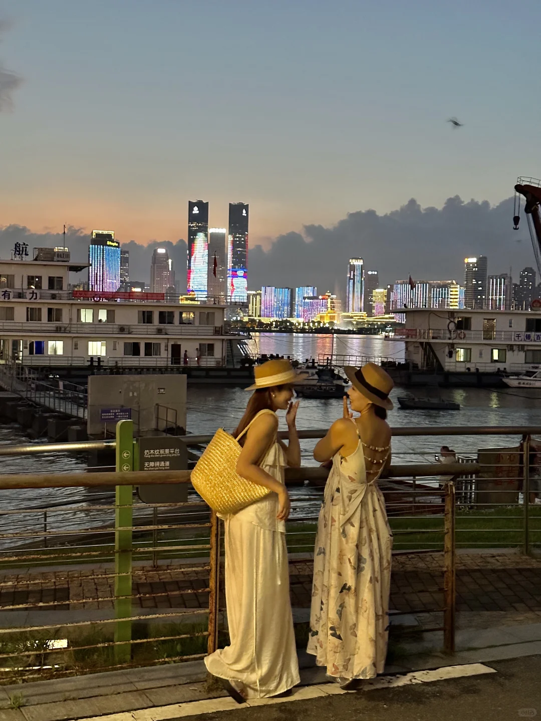 南昌会惩罚每个不做攻略的人。。。😅😅