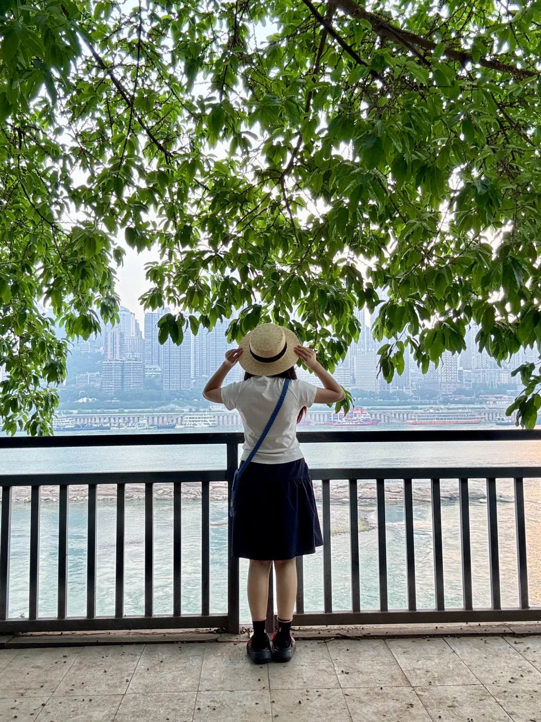 来重庆旅游，一定要留一天给南滨路！！！