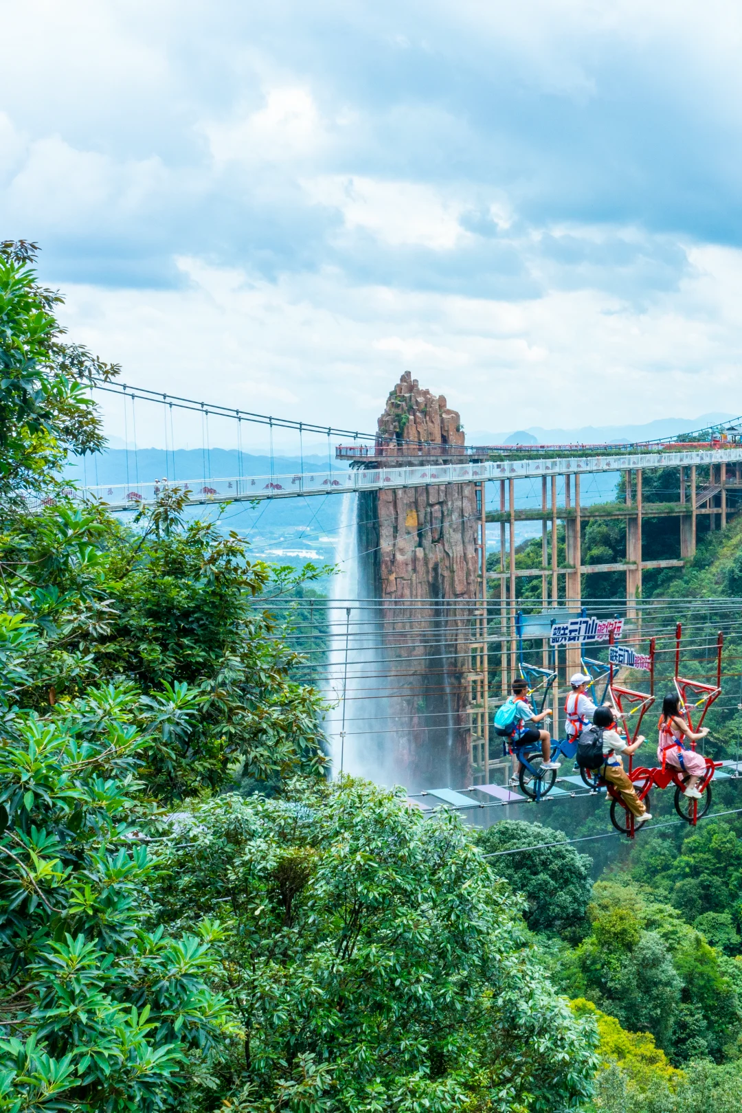 带胆量来云门山收！