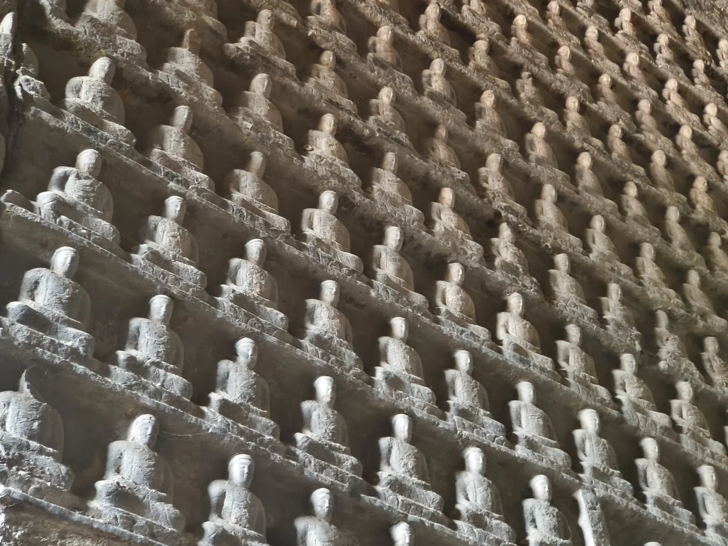 南响堂山石窟之千佛洞值得一看的飞天