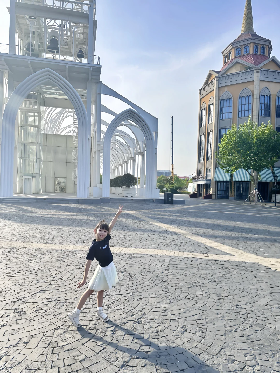 五月的青岛，小孩姐这一身好出片~