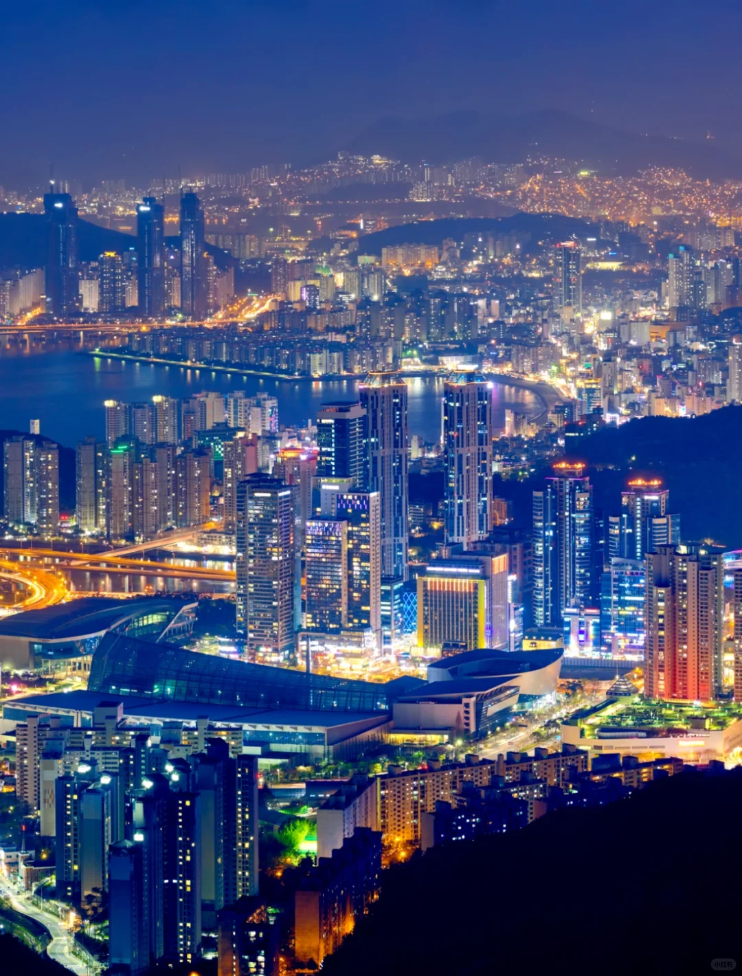 釜山比首尔好玩太多了，性价比更高！