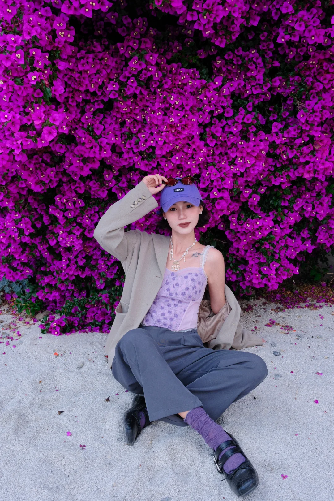 满墙热烈的初夏