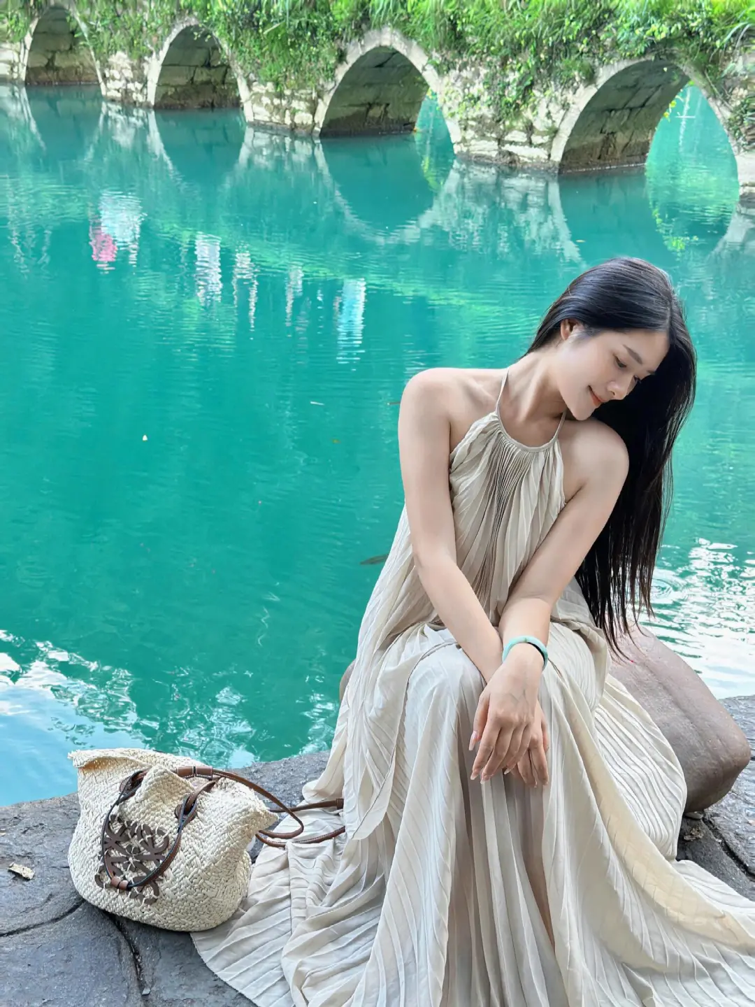 本以为崇左很适合遛娃了，直到去了小七孔！