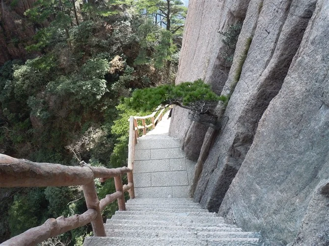 13年前黄山的日出与云海