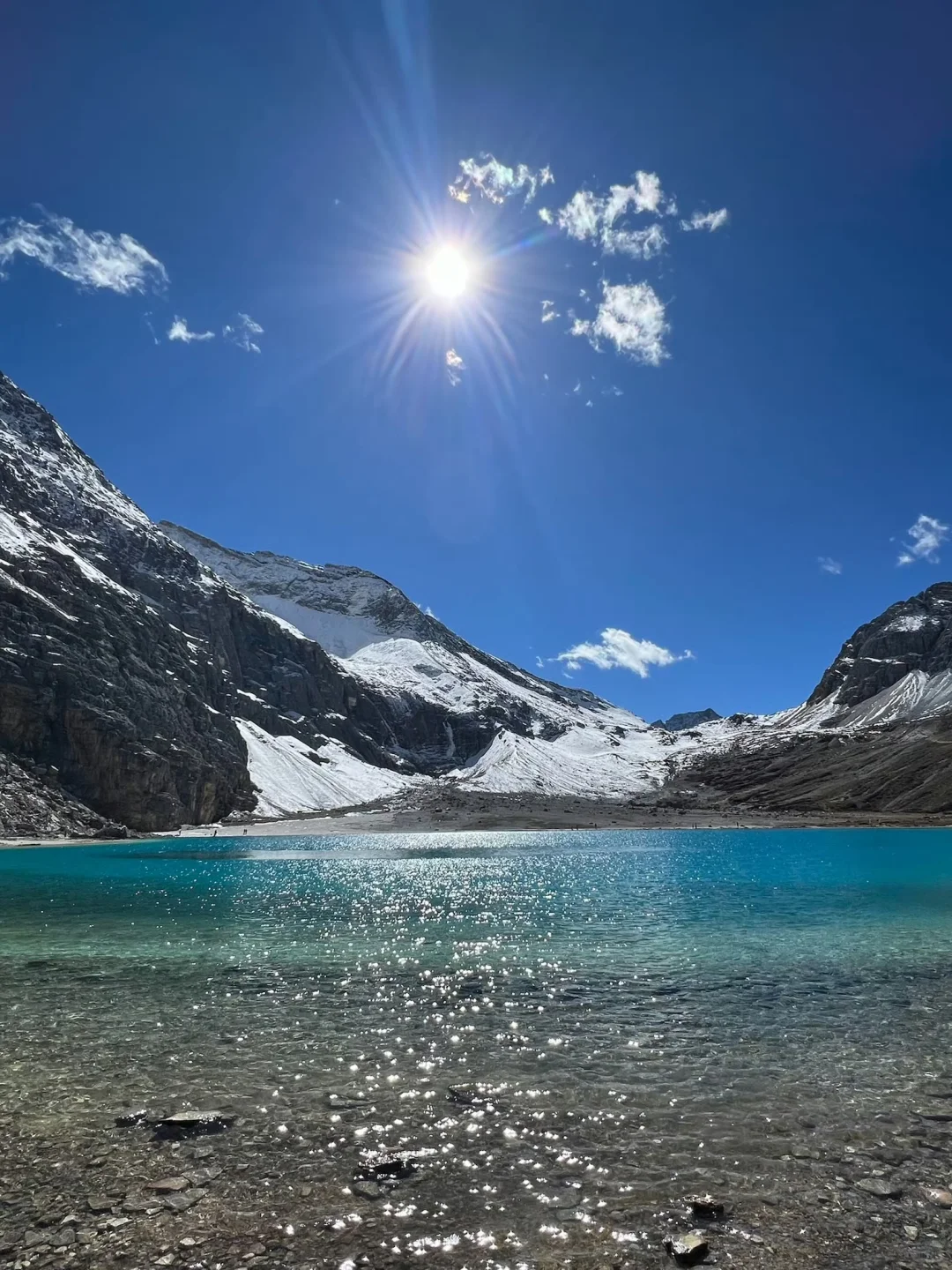 四川高原三大“顶流”九寨沟稻城四姑娘山攻略