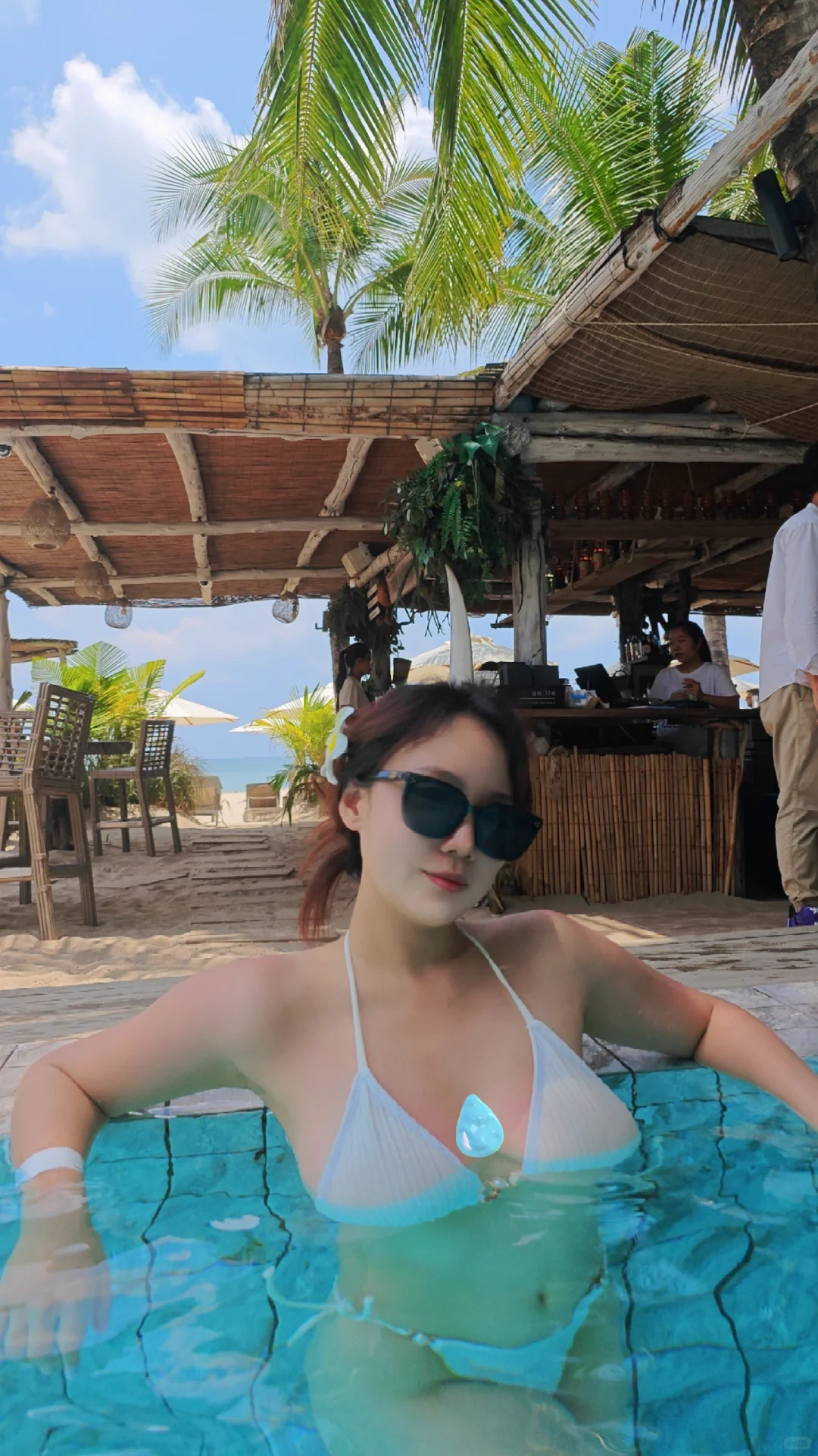 普吉岛🏝️｜我躺了一天的海滩泳池俱乐部
