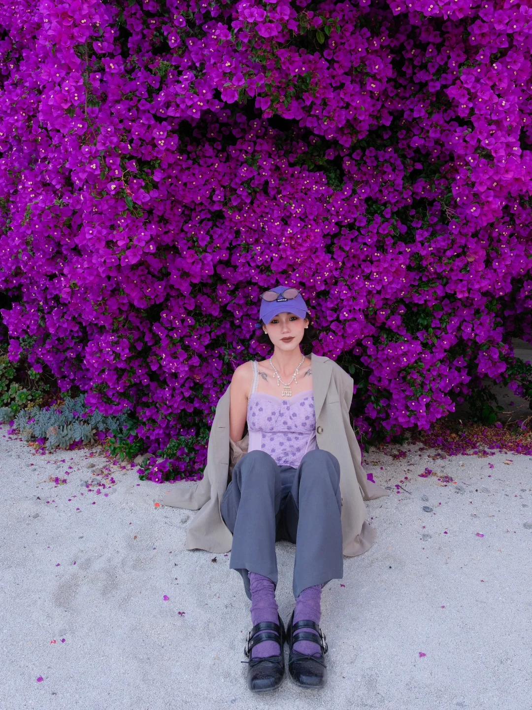 满墙热烈的初夏