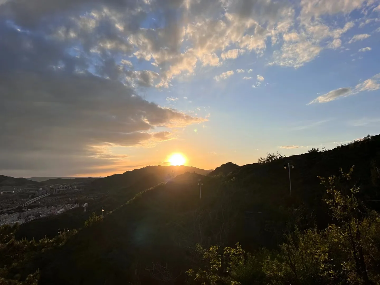 大境门越野赛最美的落日时光