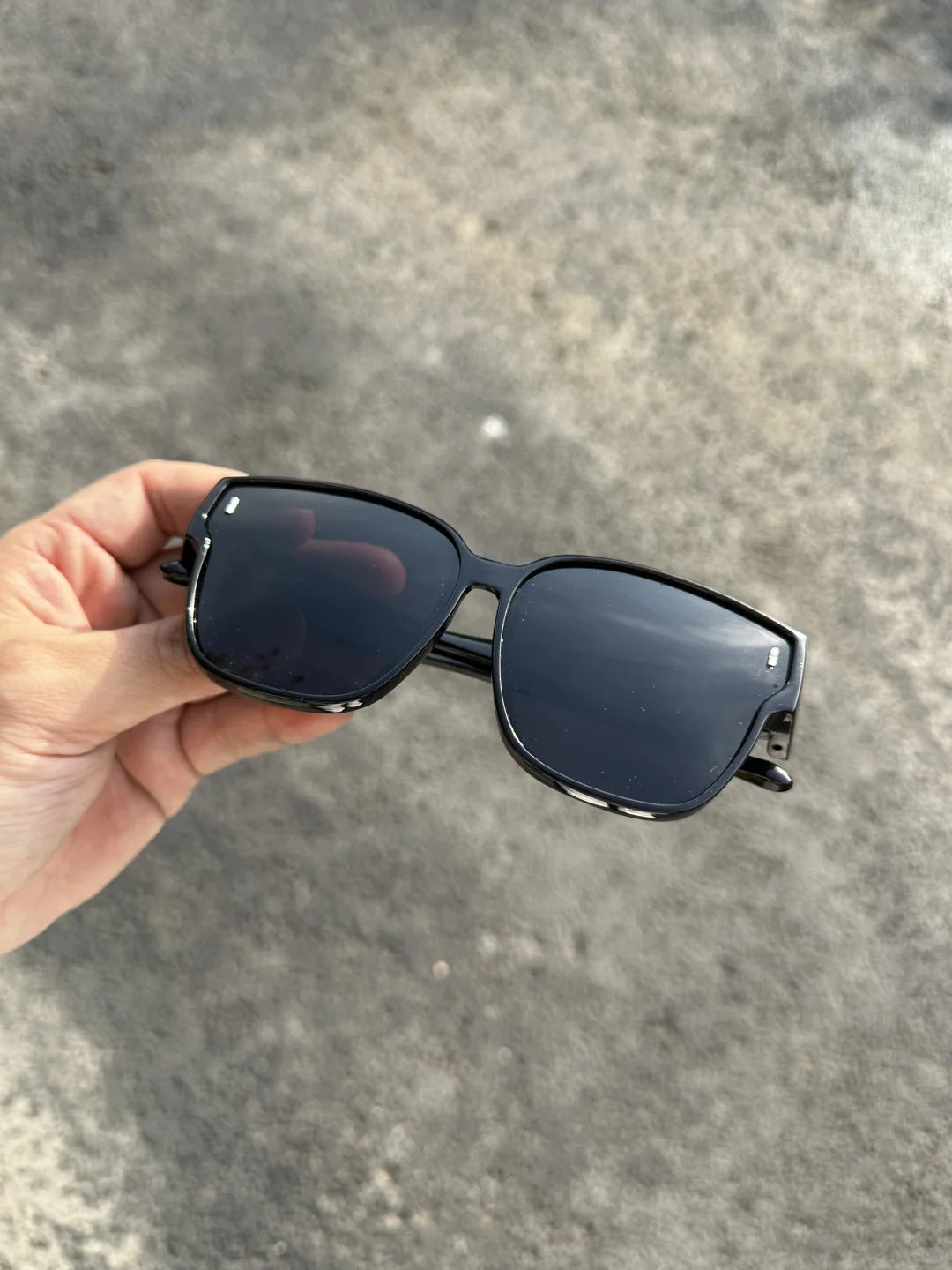 踩雷三次！终于买到比小米更清晰的墨镜套镜