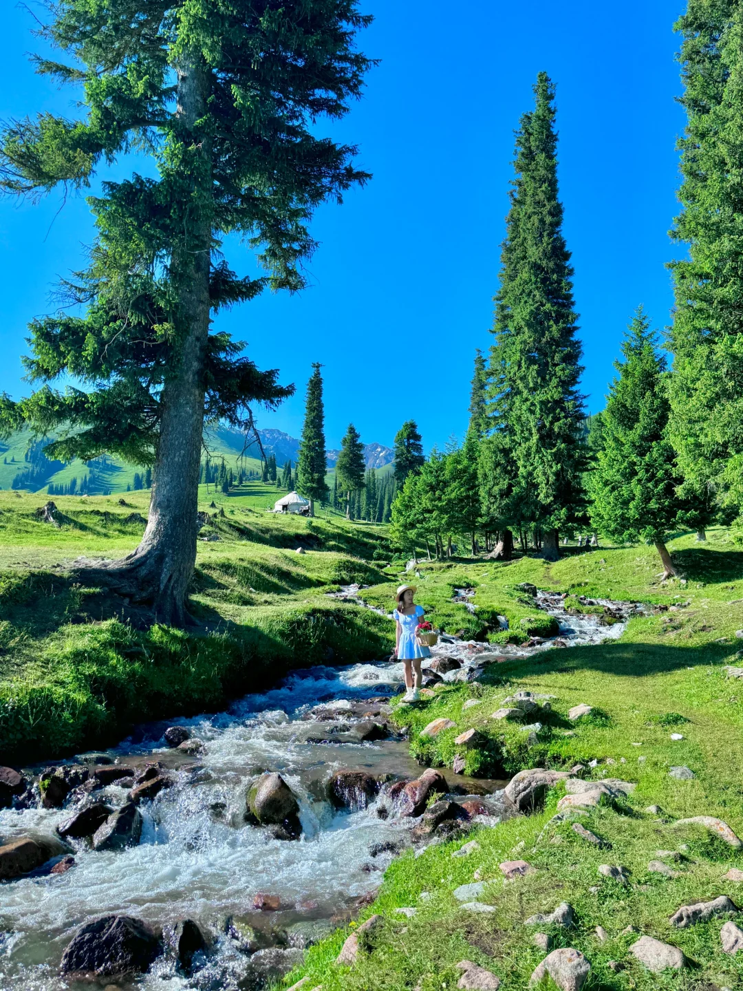 “在新疆拍到了我的人生live图~”