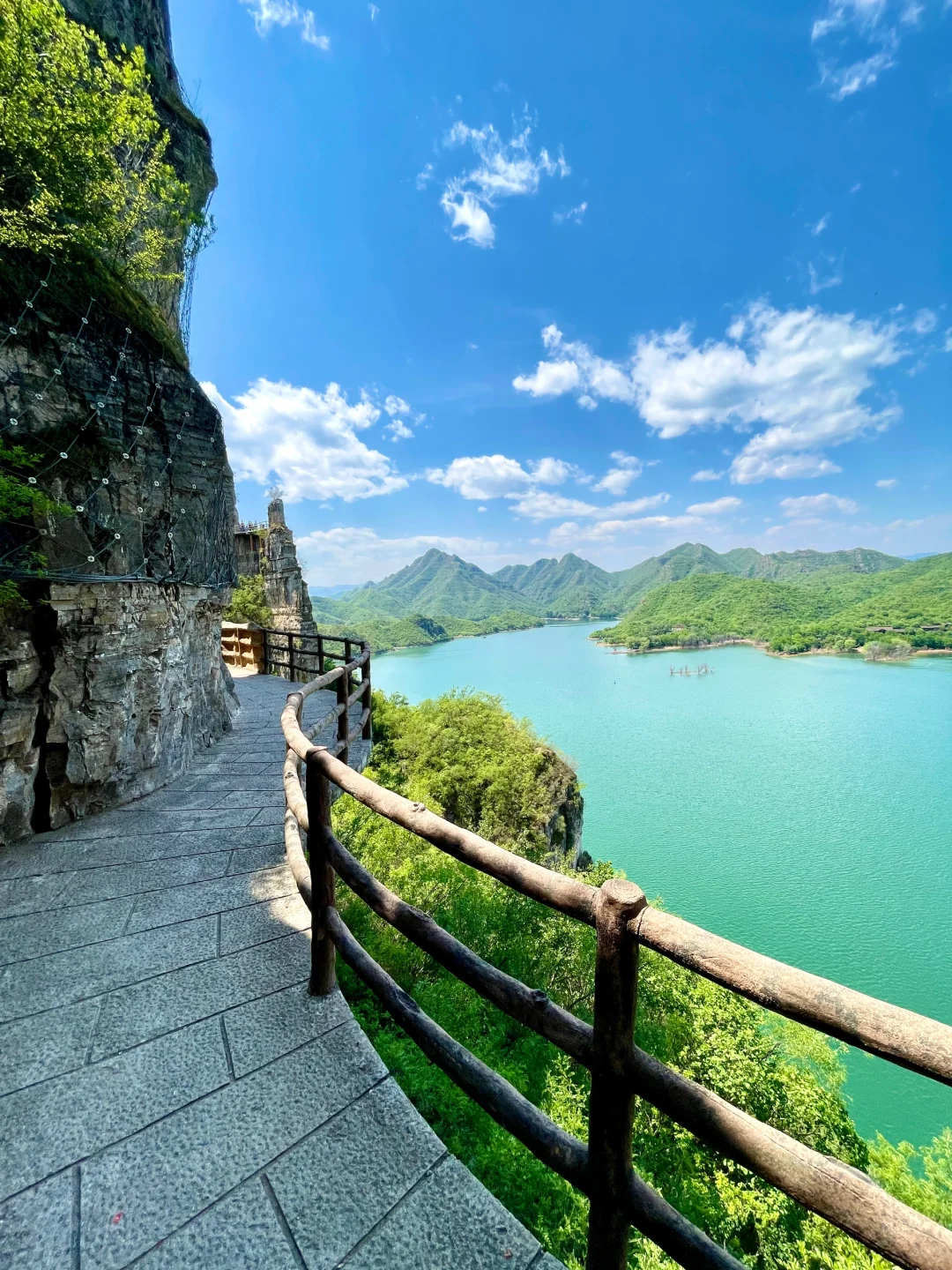 北方“小桂林”,闯进现实版的水墨画