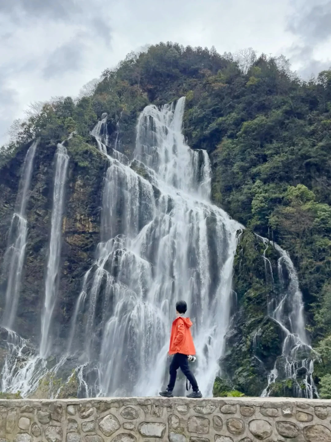 live实况｜被国家地理安利的瀑布狠狠震撼❗