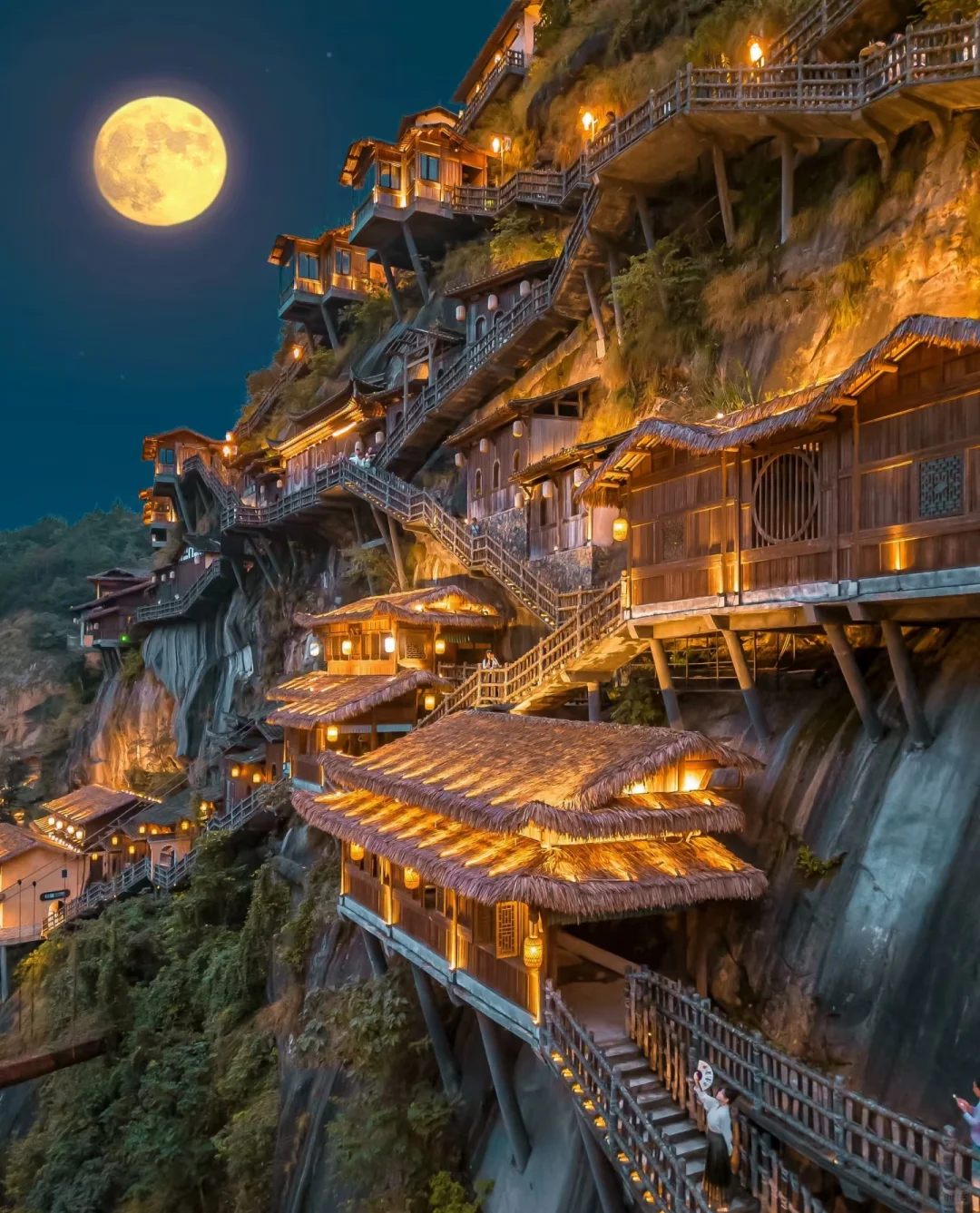 一起去旅行吧🚞🚃🚃🚃💨