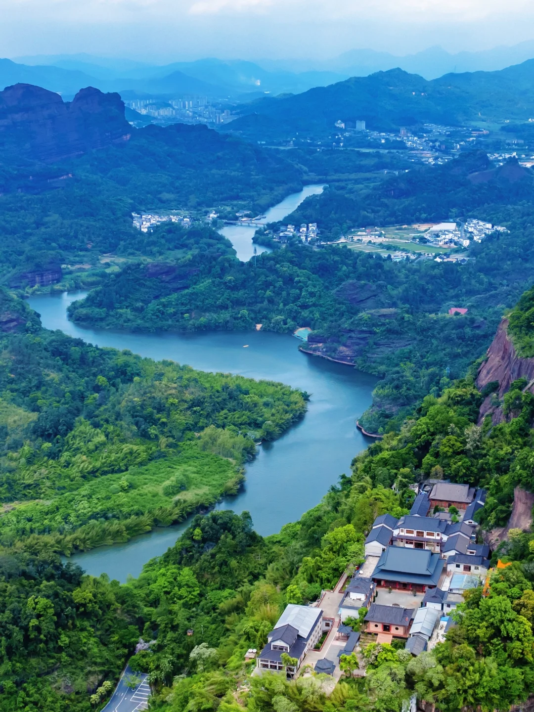 被《国家地理》评为最美的丹霞山到底有多绝!