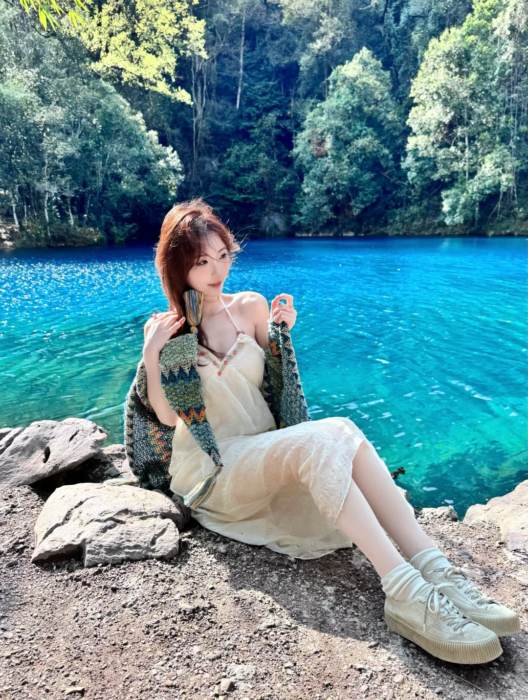 荔波小七孔｜晴天的卧龙潭真的赛九寨沟