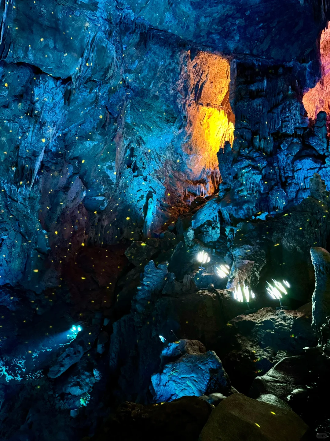 不是九寨沟！这是杭州！！16 ℃避暑胜地🍃