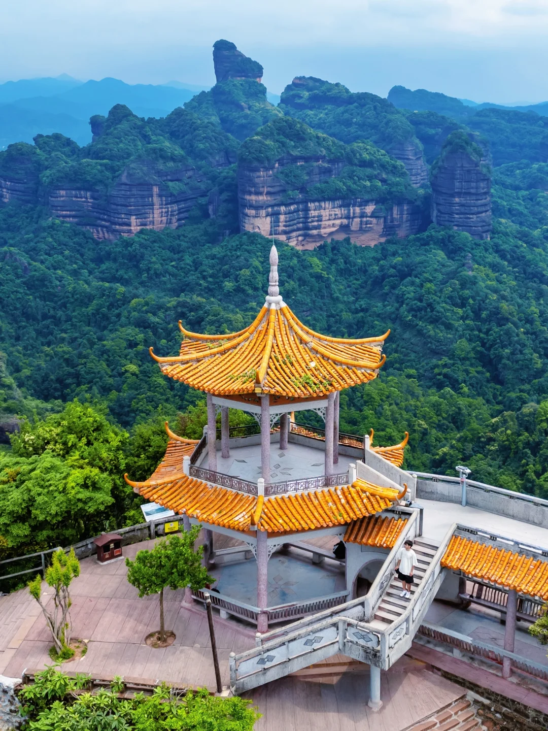 被《国家地理》评为最美的丹霞山到底有多绝!