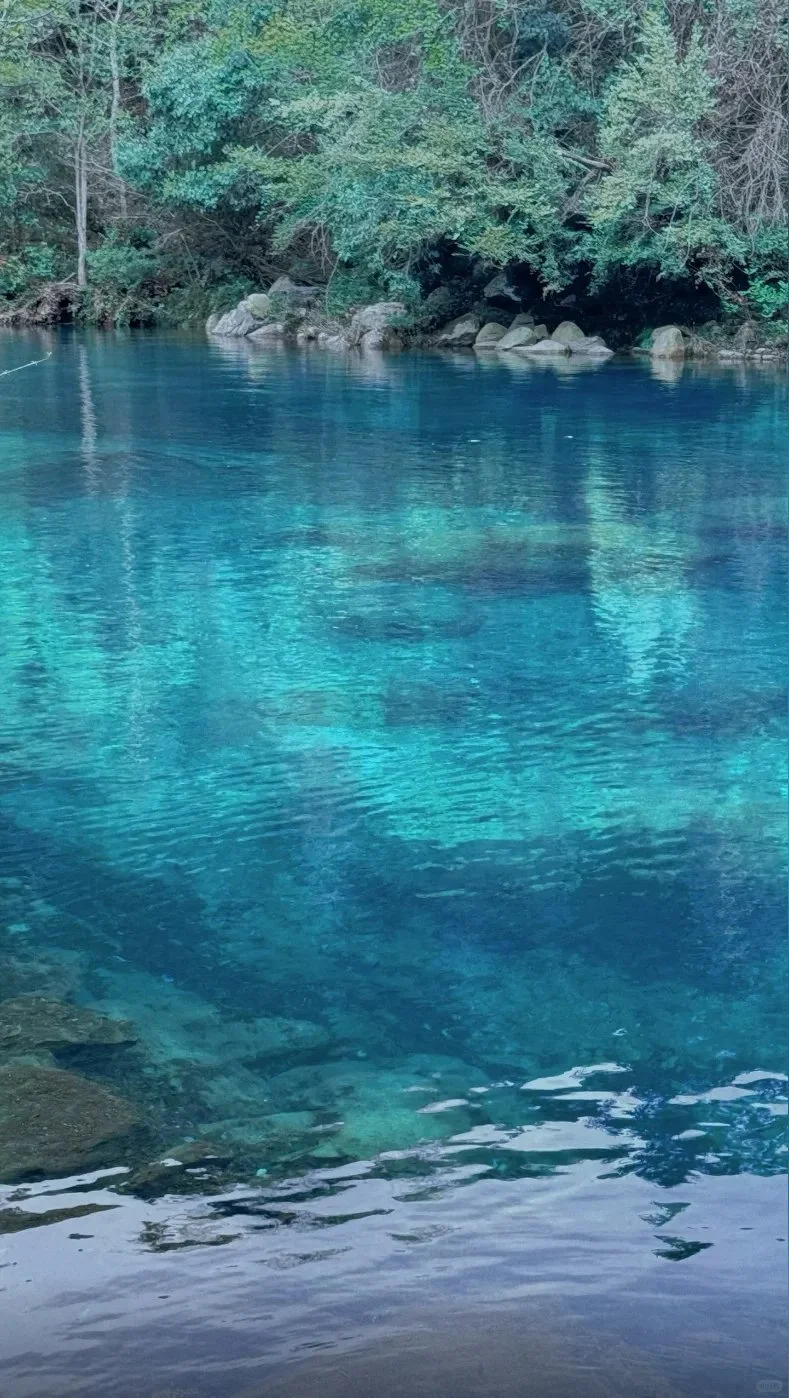 安徽小九寨沟，真的有一种误入仙境的美！