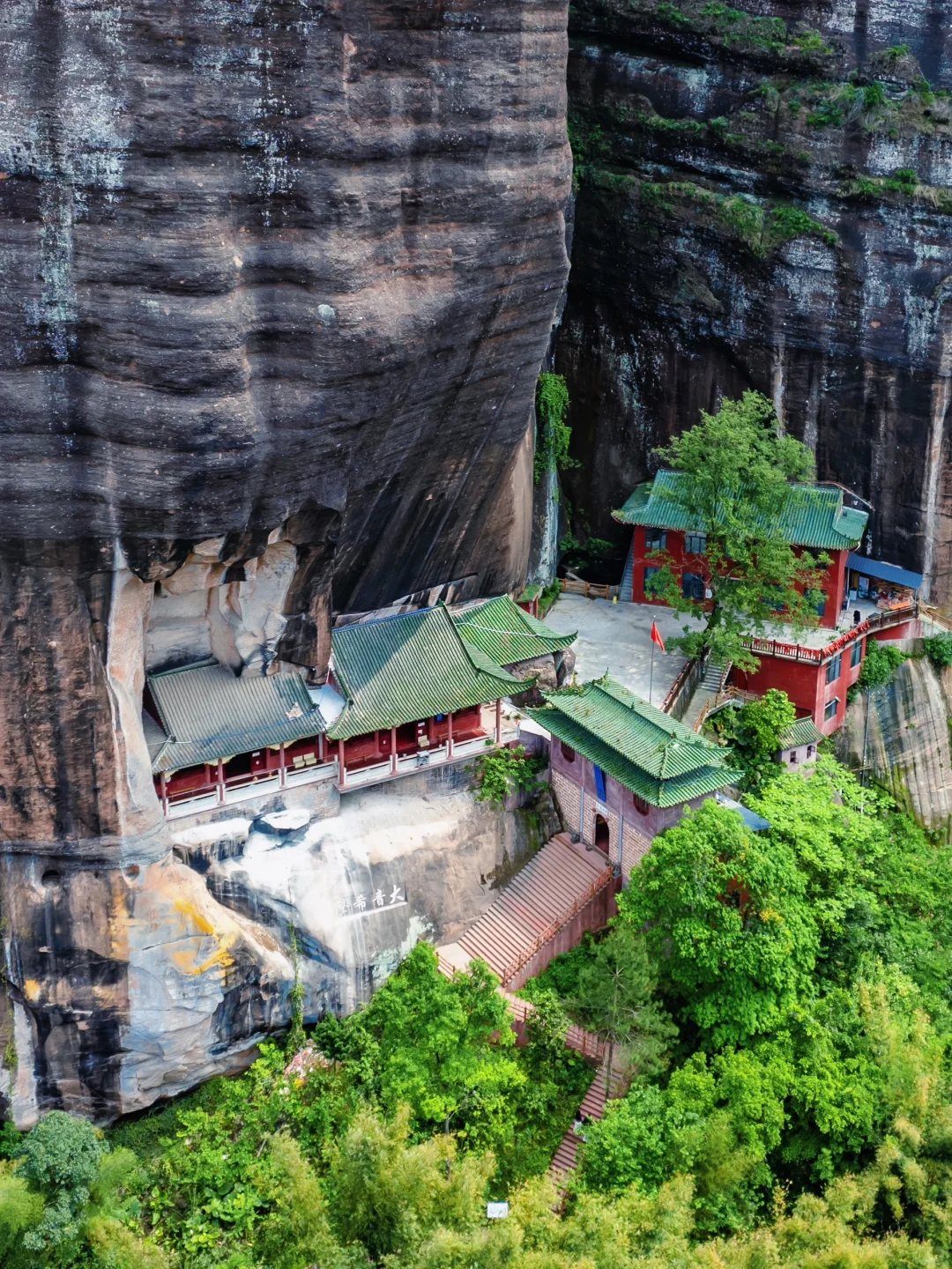 被《国家地理》评为最美的丹霞山到底有多绝!