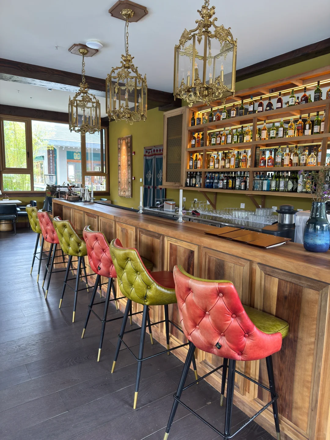 松赞巴松措林卡打卡，巴松措景区里的度假村