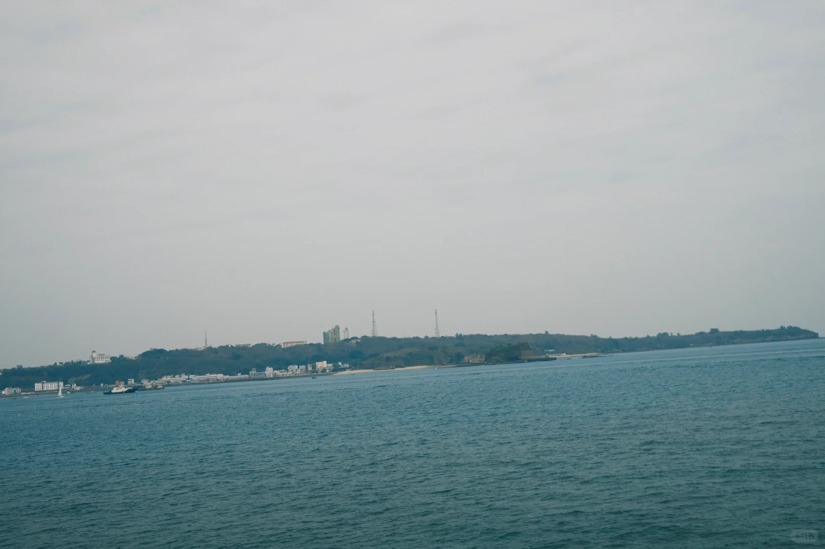 涠洲岛旅游攻略:探秘中国最大火山岛 🌋