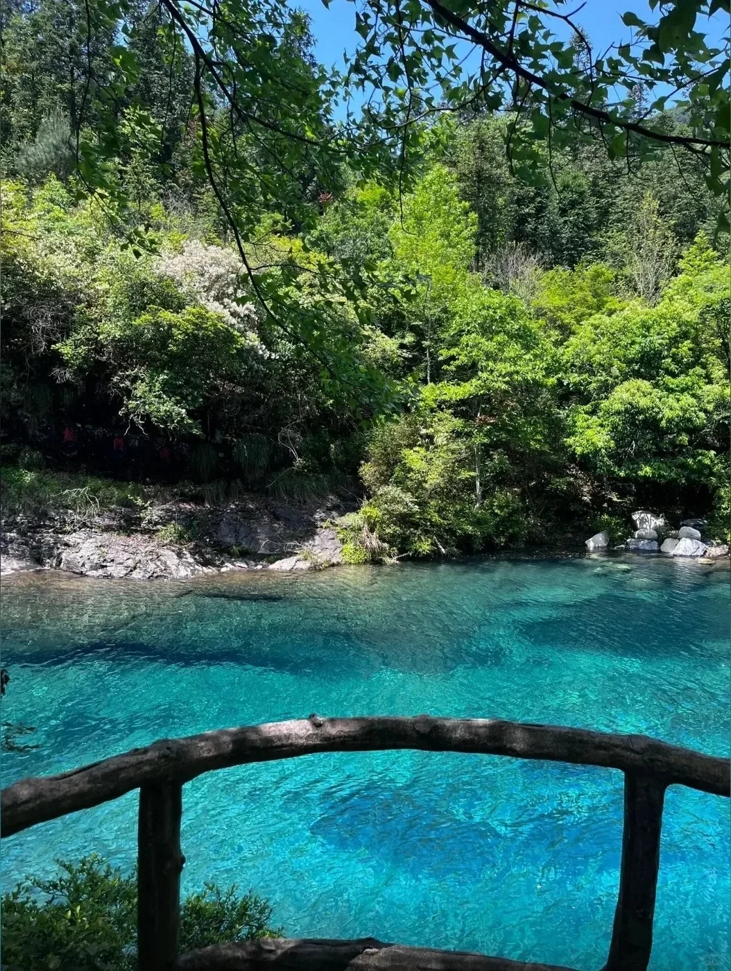 安徽小九寨沟，真的有一种误入仙境的美！