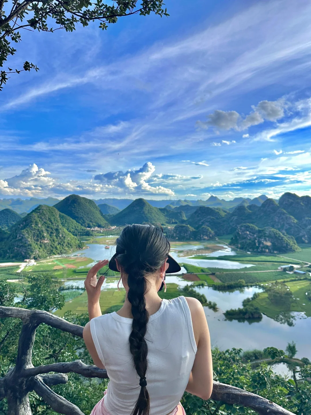 放弃大理了，暑假冲22°C的弥勒，人少景还美！