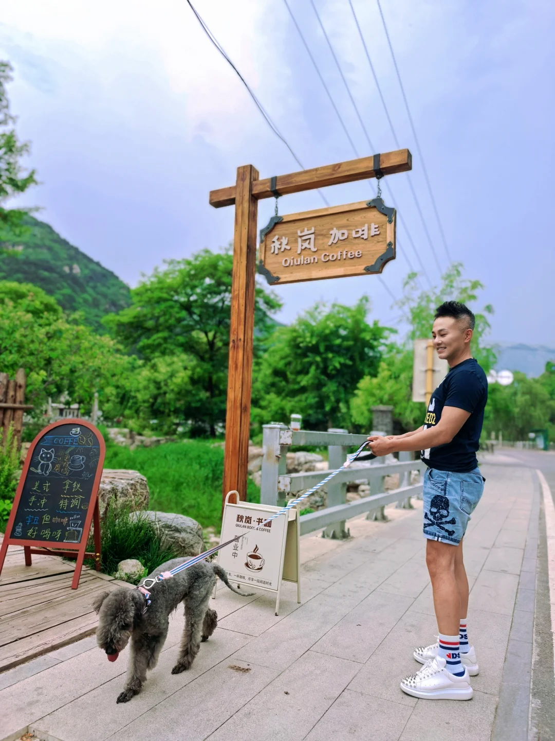 房山惊现猫狗双全的治愈咖啡屋🐈🐩速冲