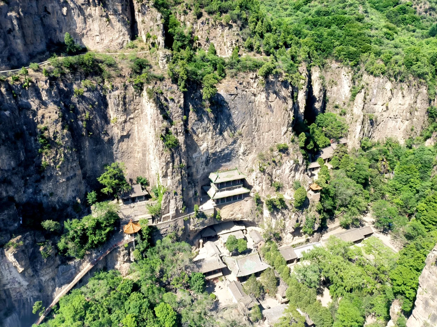 藏山｜周末逃离城市，超小众避暑胜地！