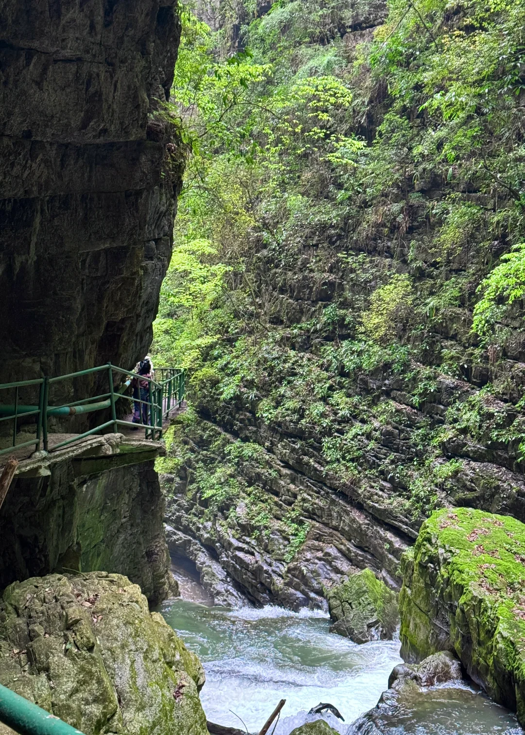 香火岩瀑布不再走弯路，带着景区平面图来的