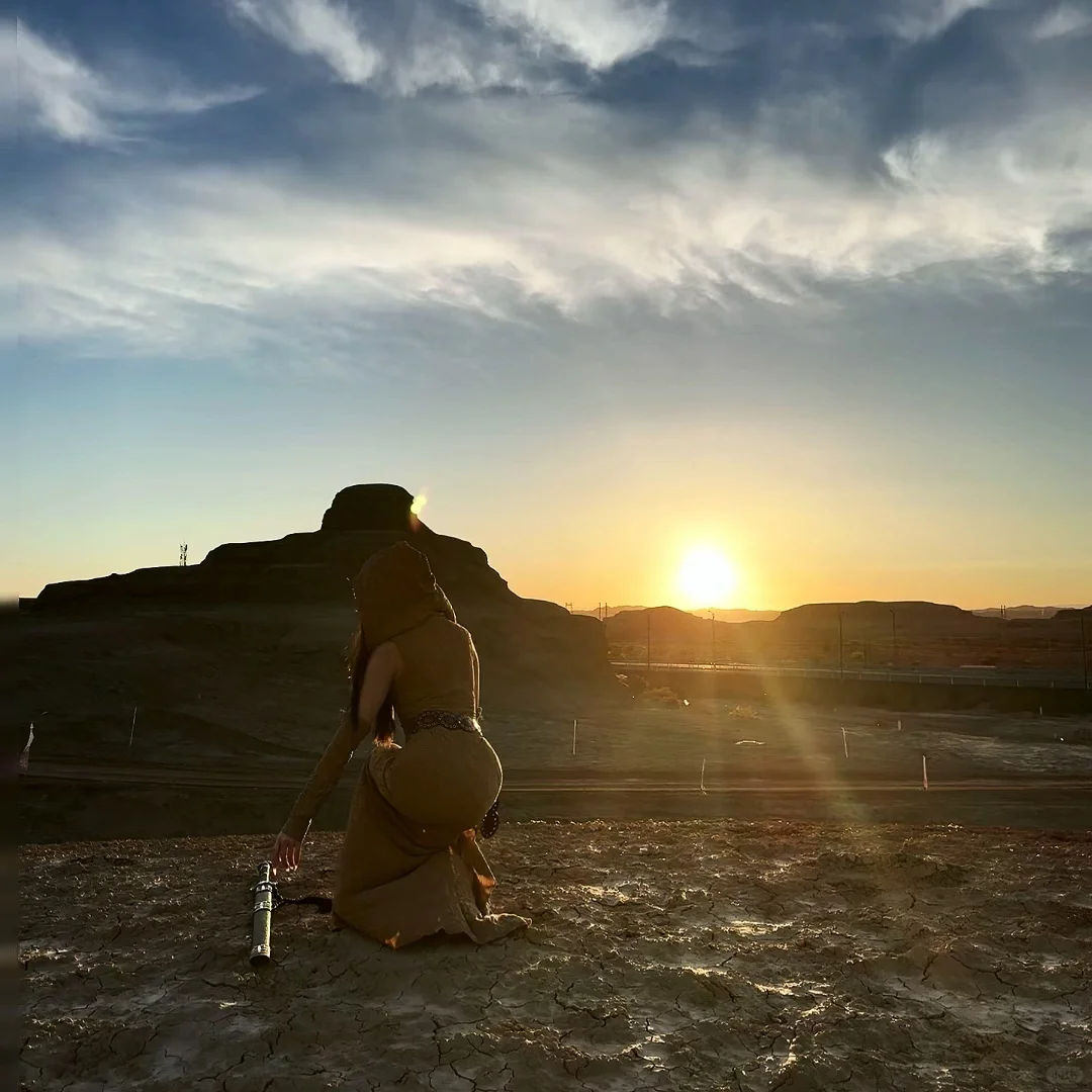 魔鬼城不用买票 成为废土风刺客