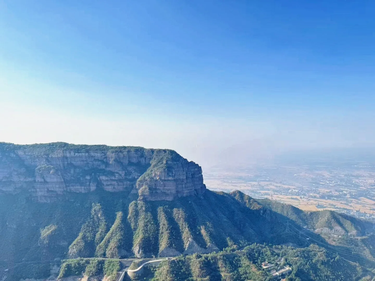 生命就该浪费在这种地方 |悬崖峡谷旅游震撼