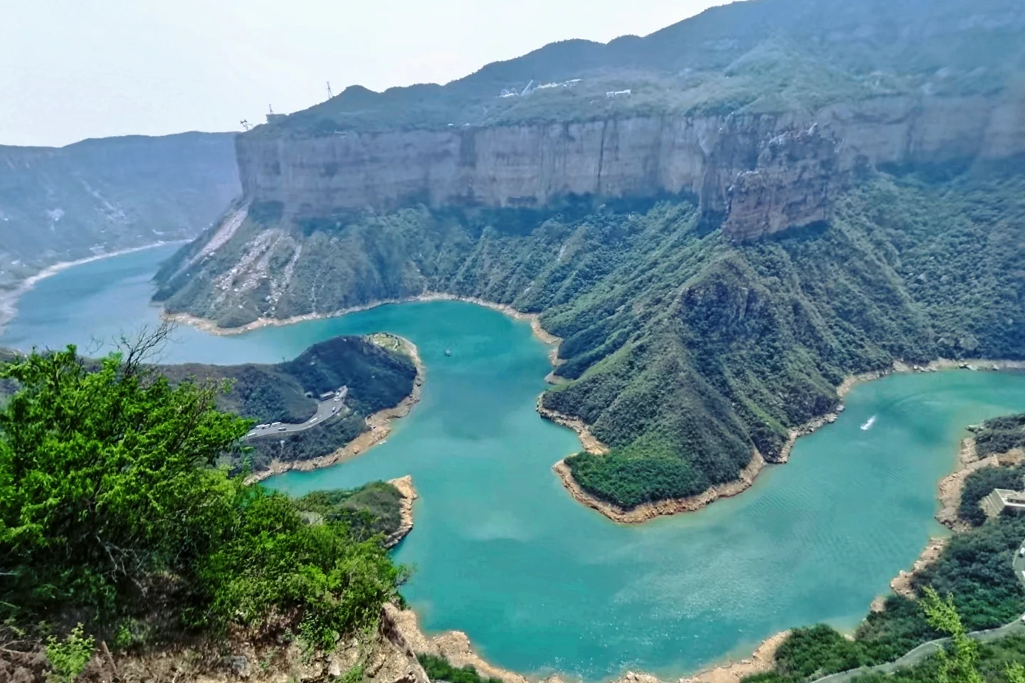 生命就该浪费在这种地方 |悬崖峡谷旅游震撼