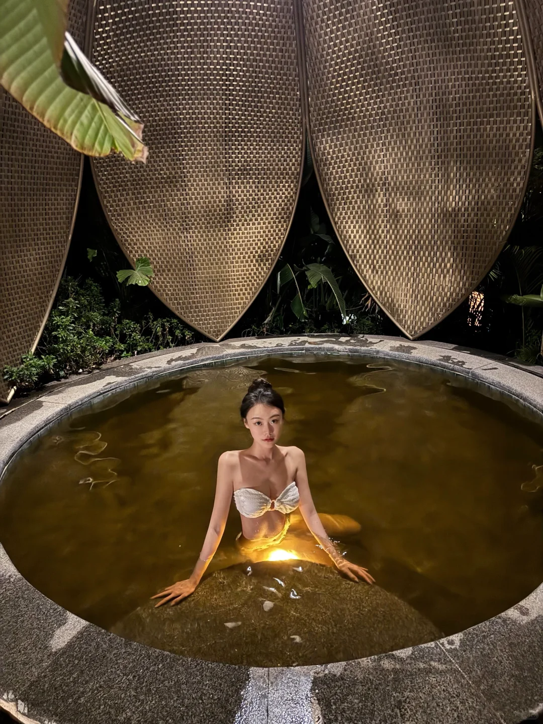 夜晚的森林温泉🌲♨️｜弥勒沐心谷