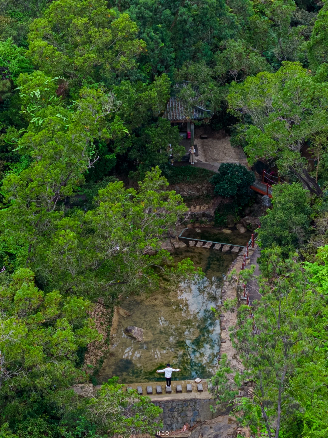 迄今为止，我最喜欢的夏日海边城市出现了…