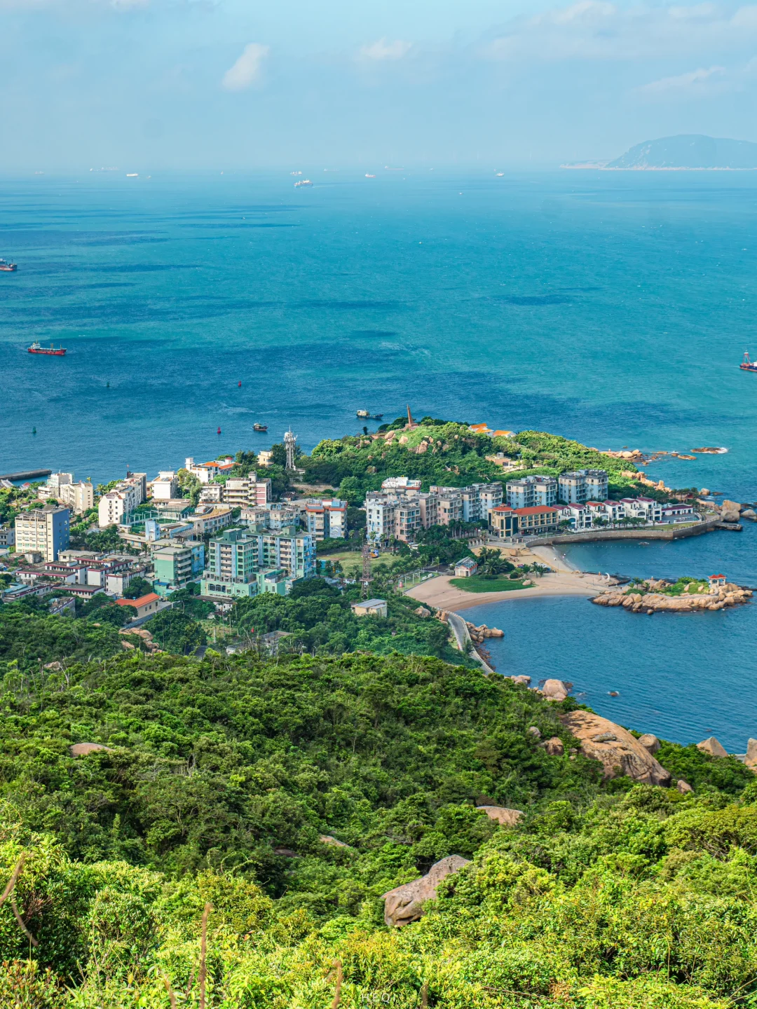 迄今为止，我最喜欢的夏日海边城市出现了…