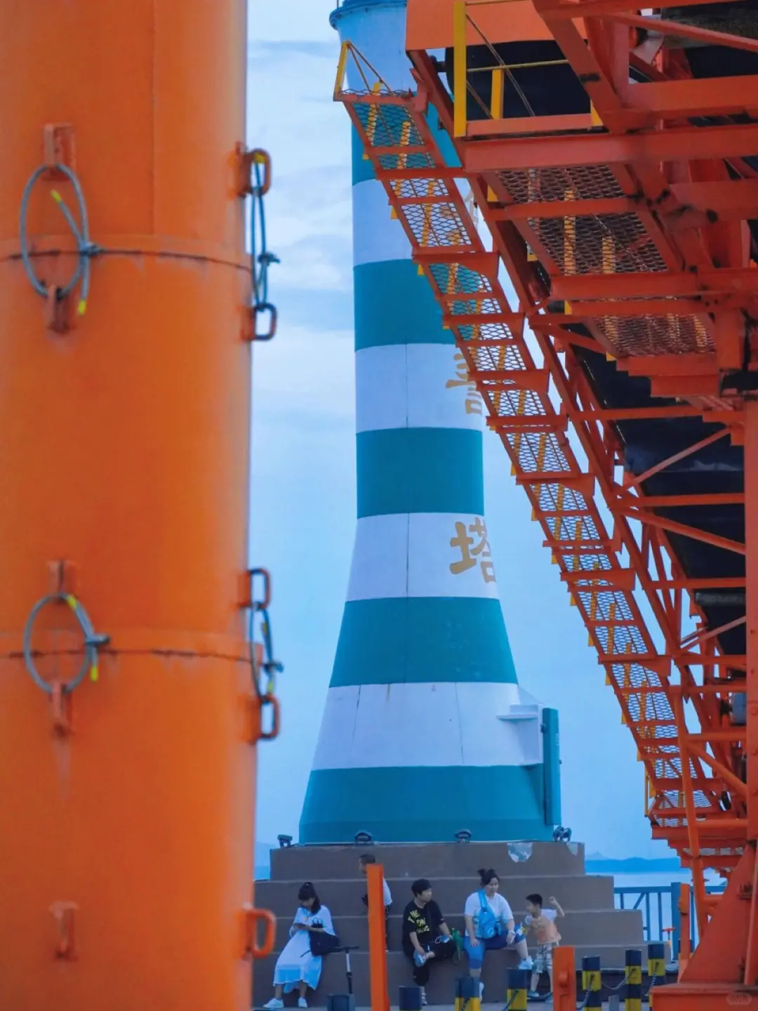 在秦皇岛,我找到了海边的「多巴胺乌托邦」